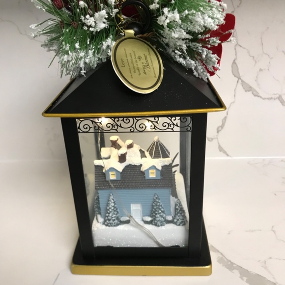 Bradford Exchange Thomas Kinkade Illuminated Holiday Centre Piece Lantern - Picture 4 of 11